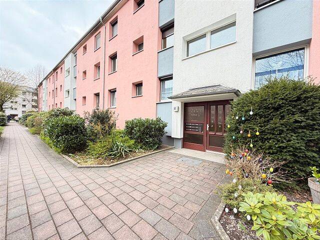 Attraktive Eigentumswohnung mit Balkon im Sodenmatt - renoviert und sofor bezugsfrei / auch als Kapitalanlage