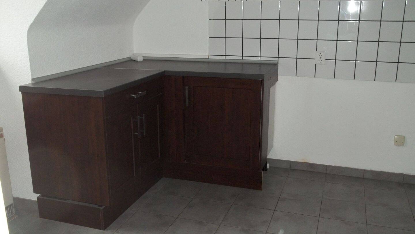 Gepflegte Dachgeschosswohnung mit 2,5 zimmern und Einbauküche in Duissern – Duisburg – Vorschaubild 5