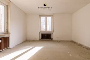 Rohdiamant in Bestlage - 4-Zimmer-Wohnung mit riesigem Potenzial. Stuttgart-Mitte – 70182 Stuttgart – Vorschaubild 4