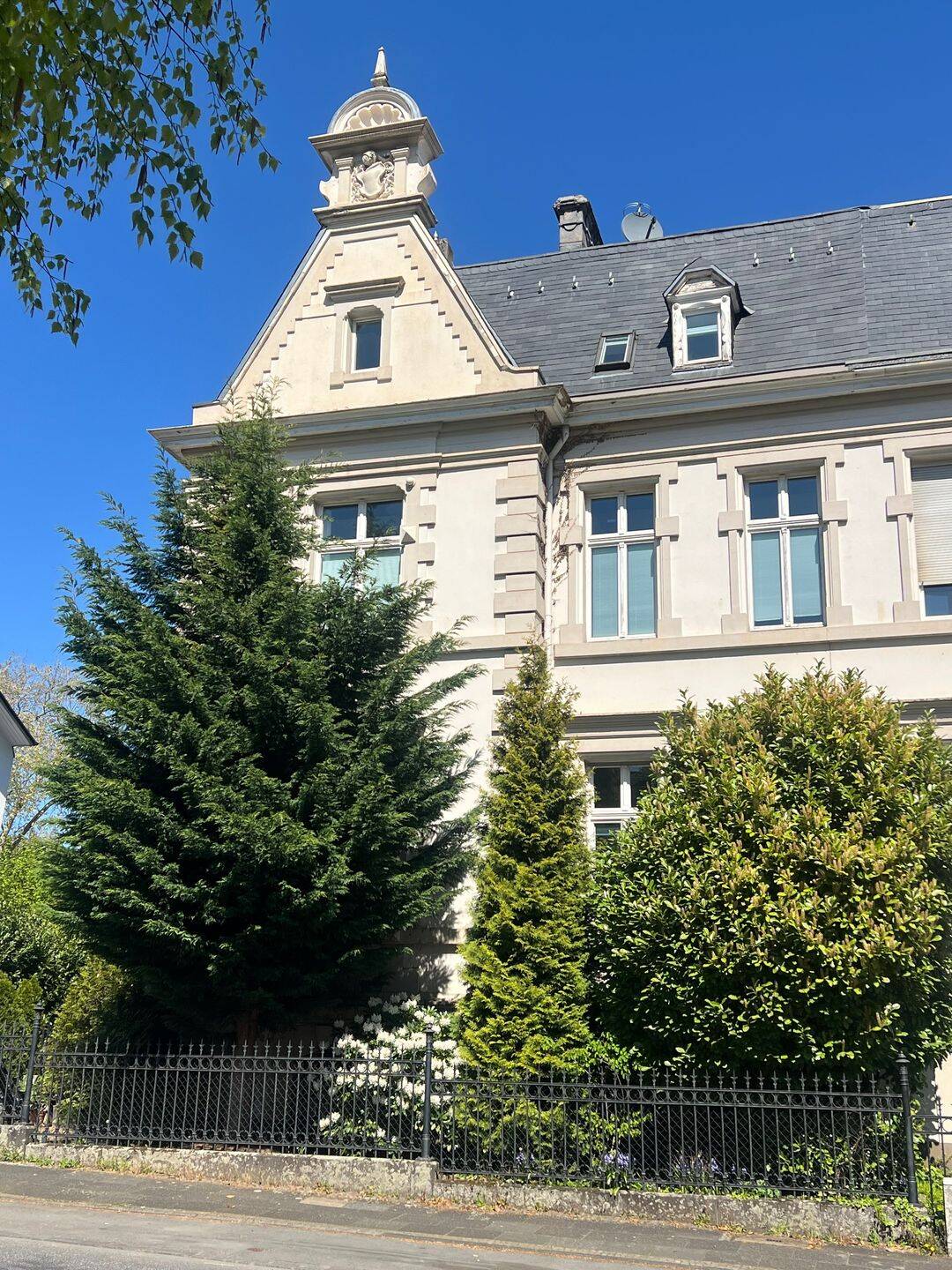Einmalige Gelegenheit! Repräsentative Villa als Doppelhaushälfte in Wuppertal zu verkaufen! – Wuppertal – Vorschaubild 3