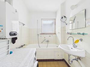 Großzügige 4-Zimmer-Wohnung mit 117 m², 2 Balkonen & viel Potenzial in Stuttgart – 70174 Stuttgart – Vorschaubild 7