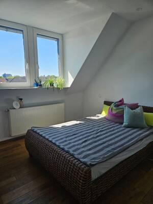 Helle 2-Zimmer-Dachgeschosswohnung in Essen-Rüttenscheid