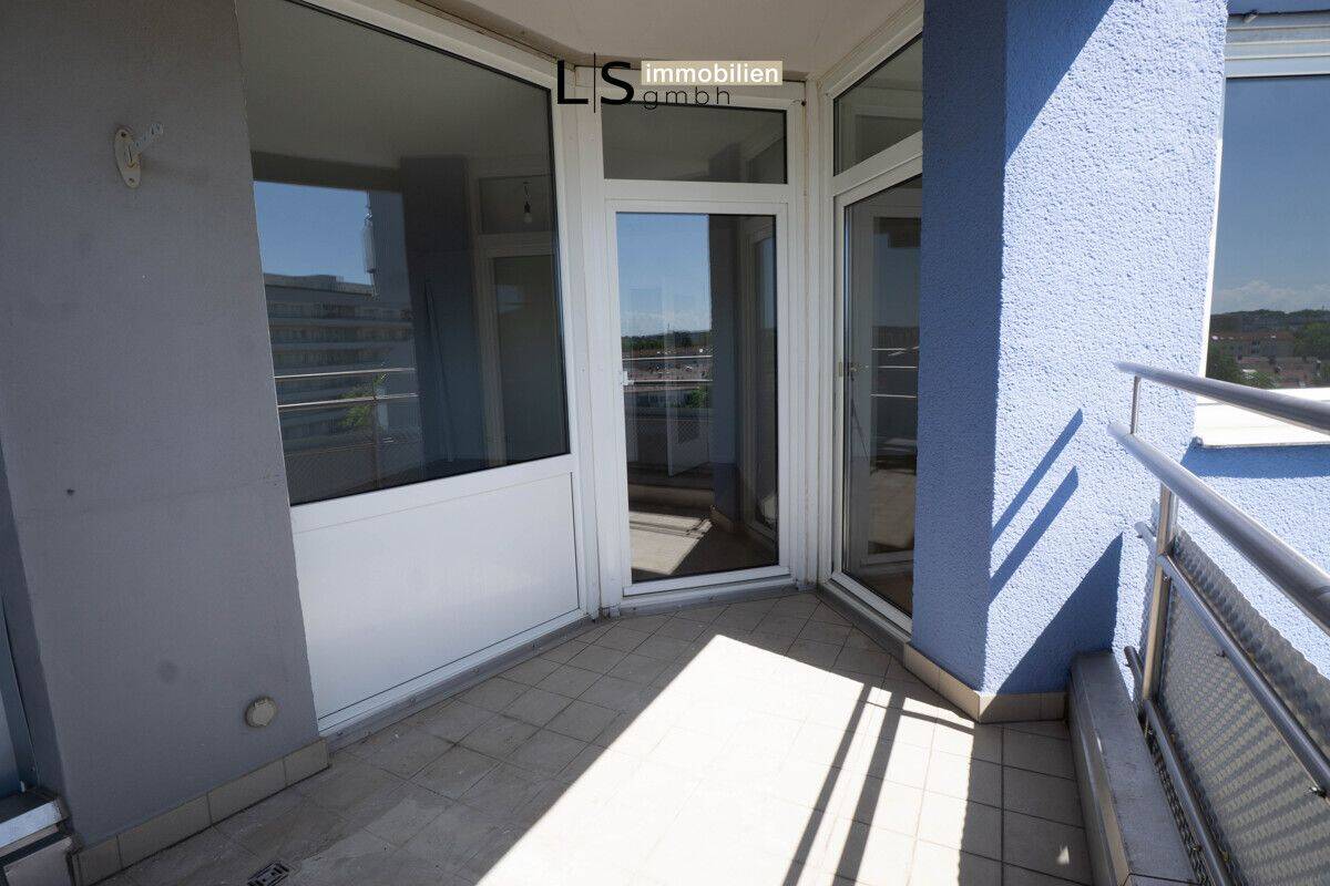 *Erstbezug nach Renovierung* Charmante 3-Zimmer-Wohnung im "Salute" in S-Fasanenhof! – Stuttgart – Vorschaubild 4