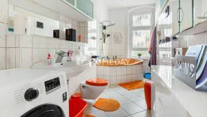 Stilvolle Altbauperle mit Balkon & EBK - großzügige 3 Zimmer Wohnung direkt an der U- Bahn – 13629 Berlin – Vorschaubild 6