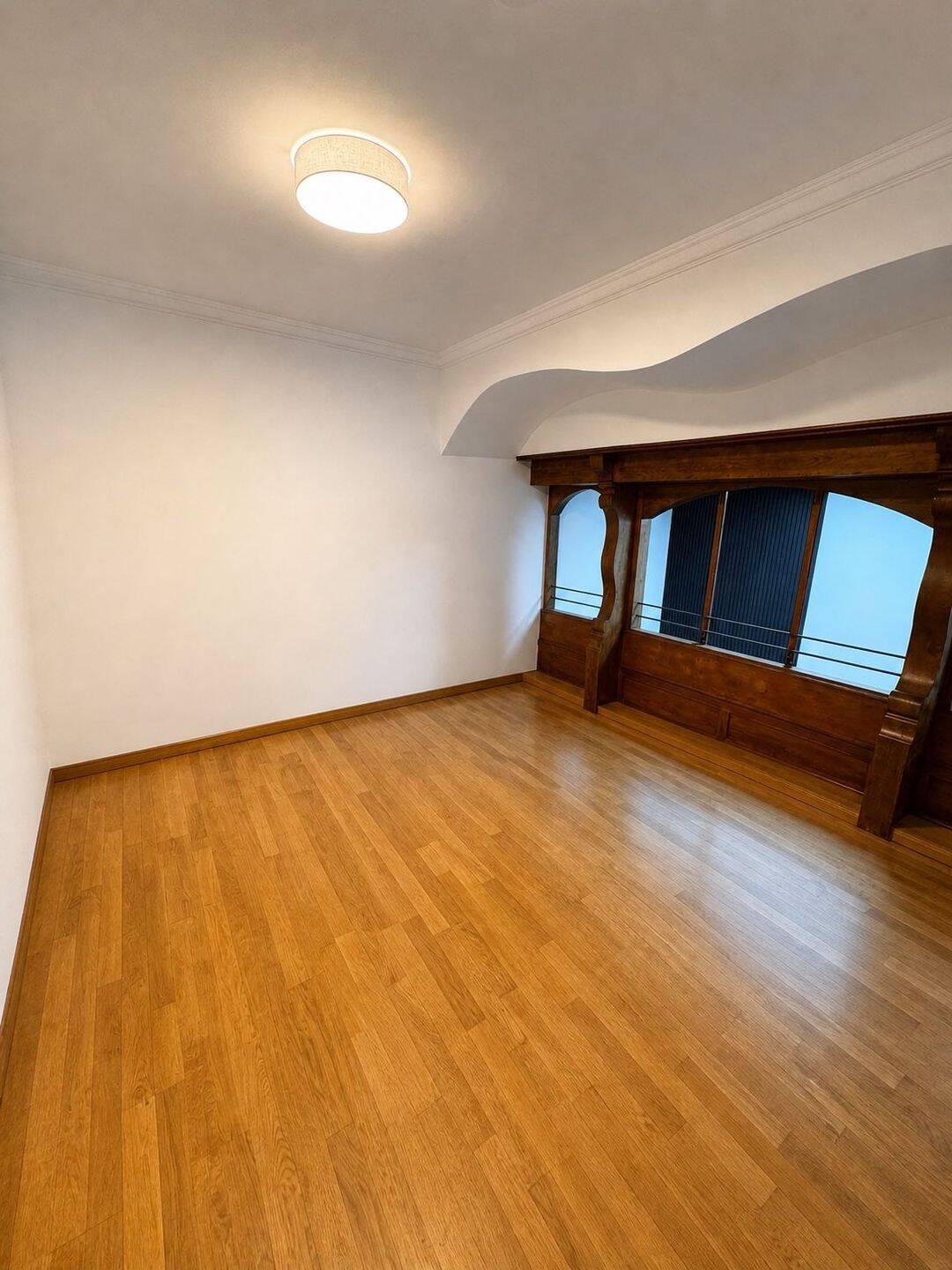 Stilvolle Wohnung mit ca. 4 m Deckenhöhe und hochwertiger Ausstattung in Dresden Löbtau – Dresden – Vorschaubild 4