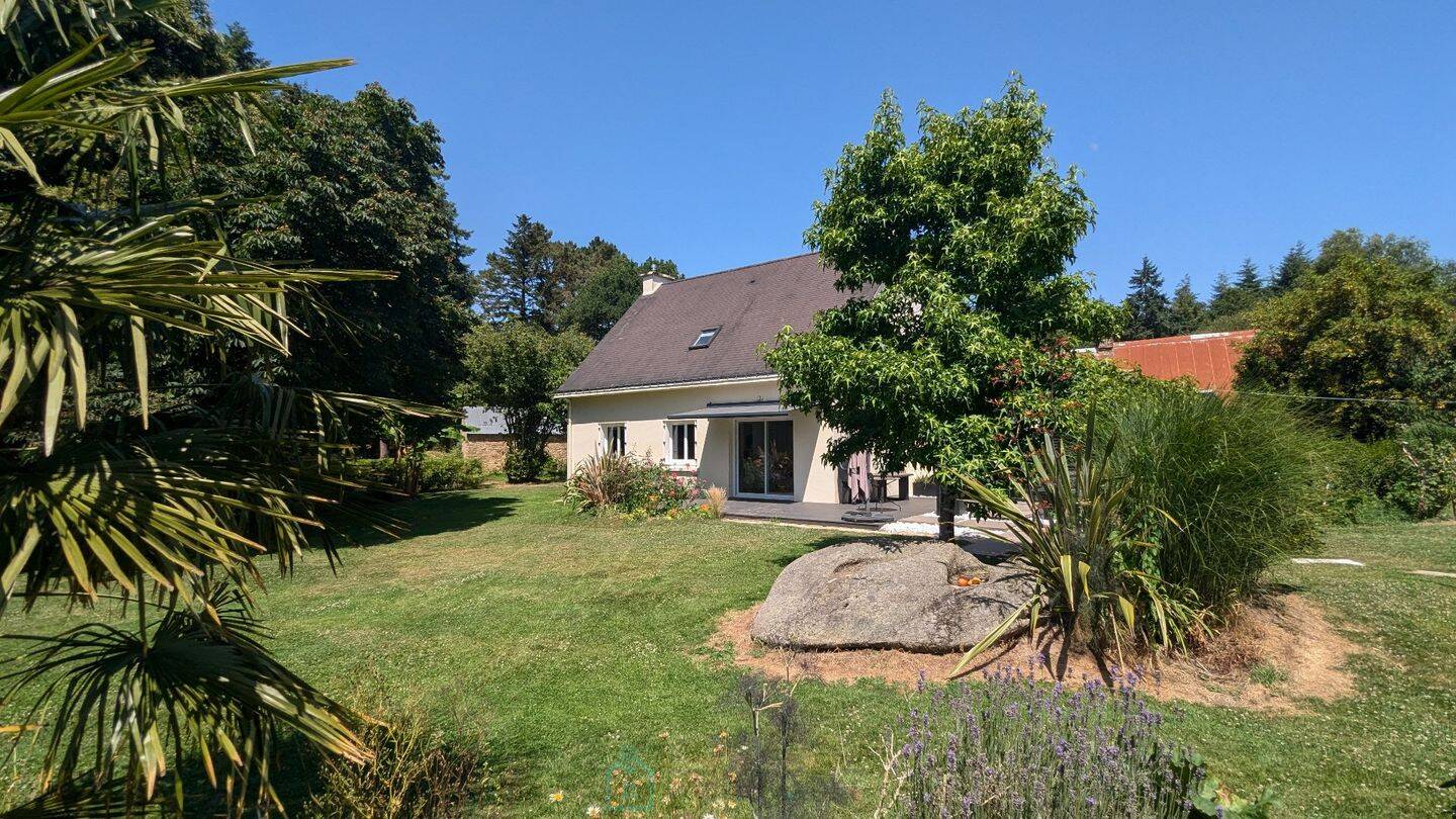 Maison 6 pièces 130 m² · à Camors · 130 m² · 370 800 €