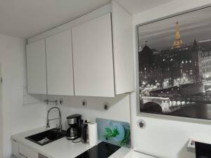 Keine Kaution: möbliertes 23-m²-Apartment am Brentanopark — 3 Min. zur Messe – 60489 Frankfurt am Main – Vorschaubild 5