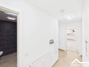 Kompakte Erdgeschosswohnung mit Stellplatz - frisch saniert inkl. Einbauküche – 39122 Magdeburg – Vorschaubild 3