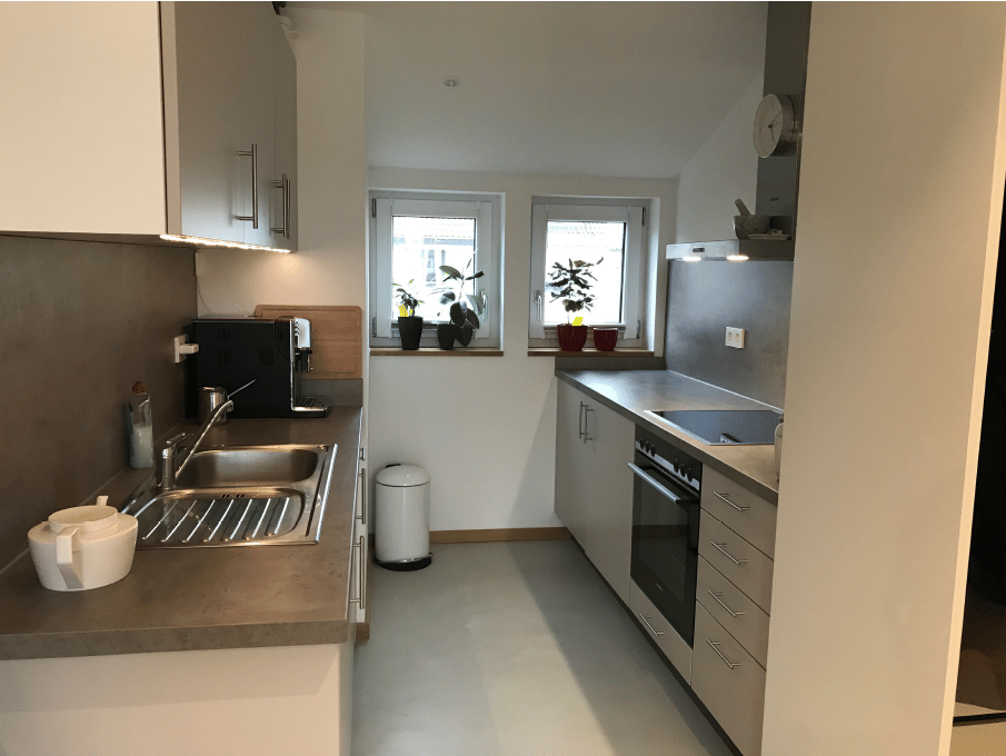 3-Zimmer Wohnung mit Balkon, 5 Min. zur Uni, Terrasse, incl. Strom, Wlan – Stuttgart – Vorschaubild 4
