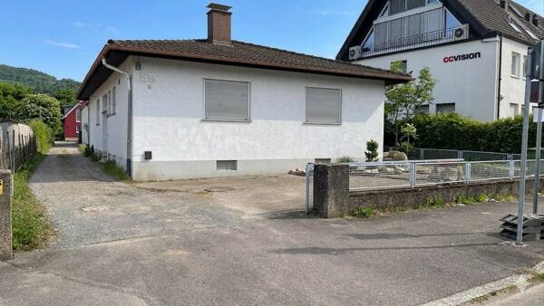 Einfamilienhaus in 79111 Freiburg im Breisgau / Sankt Georgen mit 249,18 m² kaufen