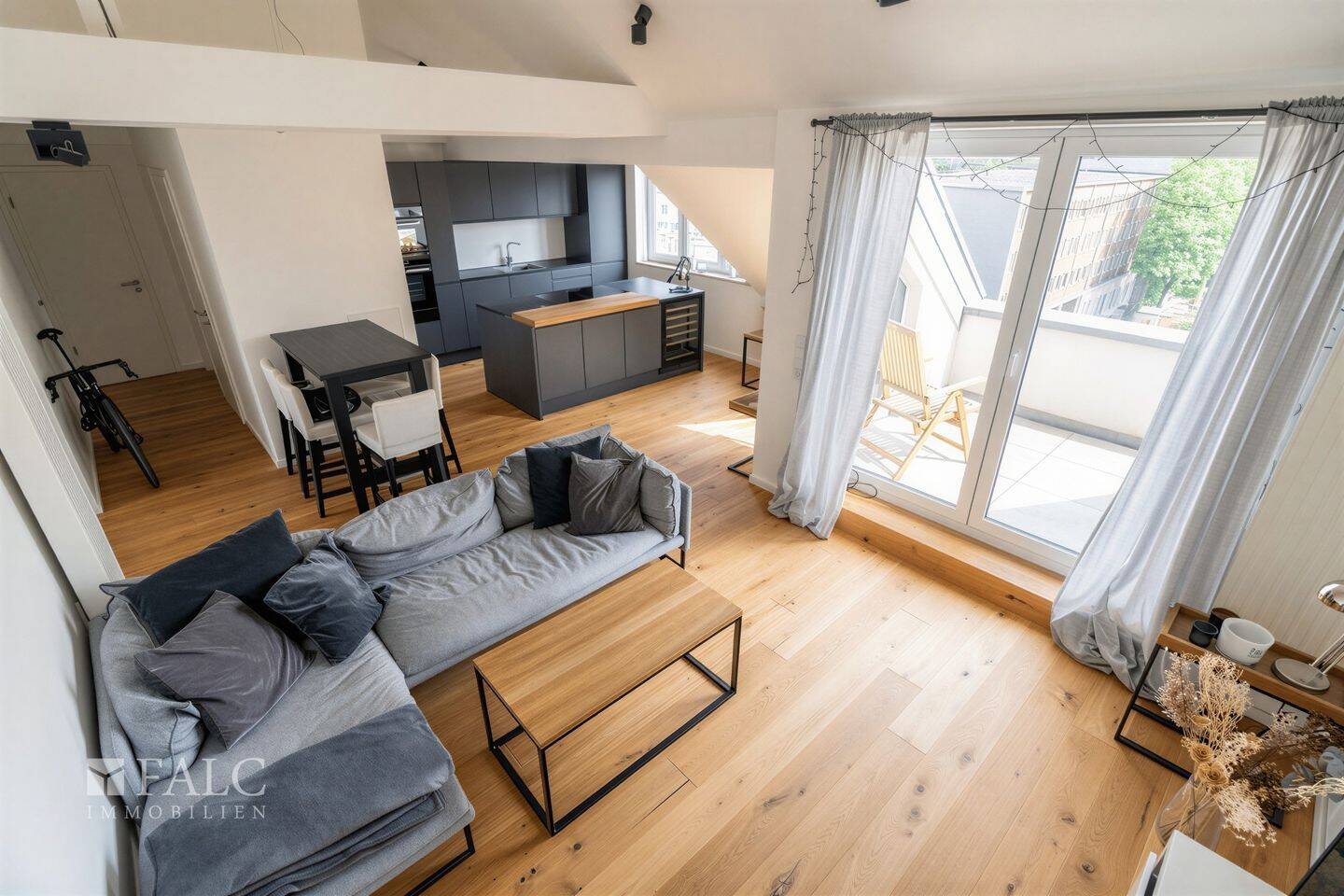 Neuwertige Dachgeschoss Wohnung über den Dächern von Neuehrenfeld! – Köln – Vorschaubild 6