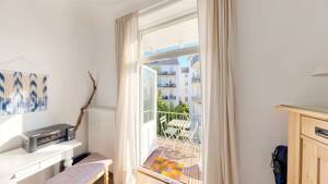 TRAUMHAFTE ALTBAU-WOHNUNG: Top-gepflegte 2,5-Zimmer mit Holzdielen & Balkon – 20251 Hamburg – Vorschaubild 3