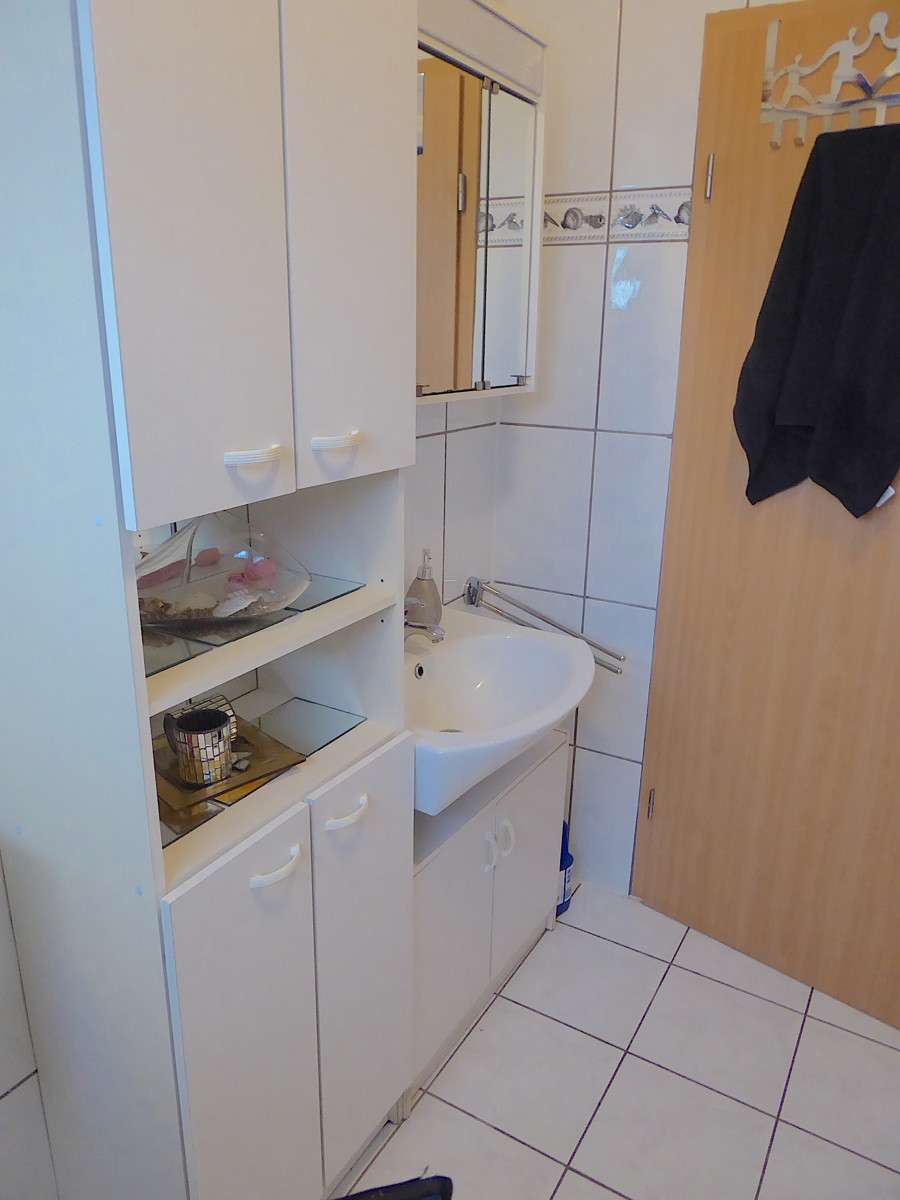 Freistehendes EFH mit 5 Zimmern, Garage, Wintergarten und Garten – Bad Marienberg (Westerwald) – Vorschaubild 7