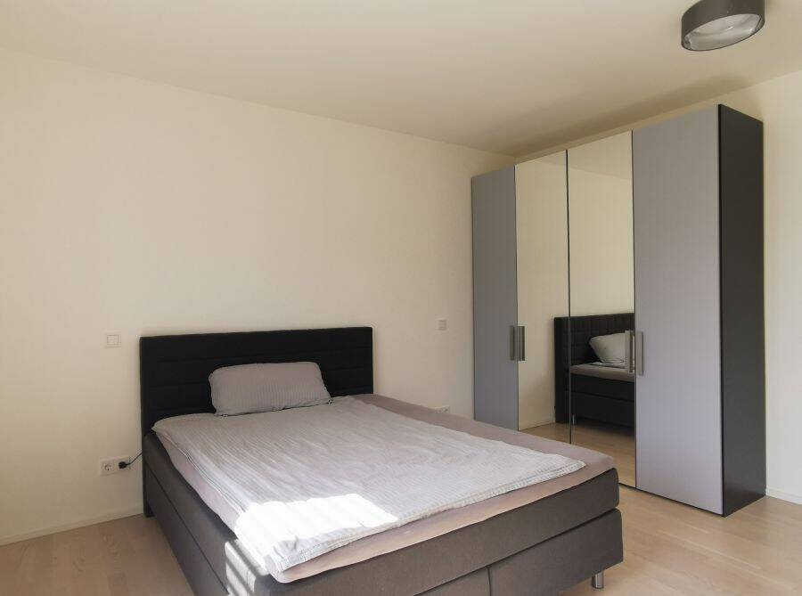 Provisionsfrei* Moderne 2-Zimmer-Design-Wohnung mit Loggia mitten in München-Pasing – München – Vorschaubild 5