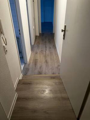 Wahmstraße 2 Zimmerwohnung--sehr ruhige Lage--großes Voll-Bad--Gartennutzung – 23552 Lübeck – Vorschaubild 2