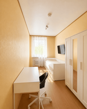 Berlin-Schöneberg für unter 250k€: Sonnige Wohnung mit Perspektive nahe Park am Gleisdreieck – 10783 Berlin – Vorschaubild 2