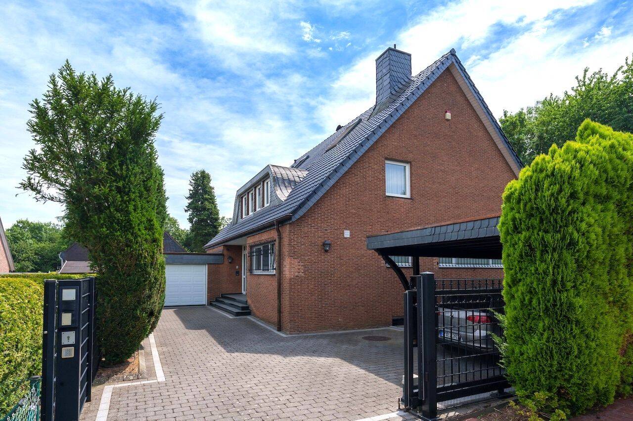 Top saniert, direkte Parklage, uneinsehbares Grundstück – Neuss – Vorschaubild 5
