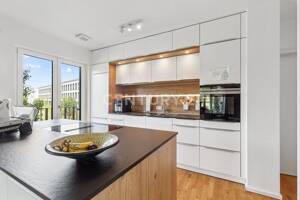 Exklusives Wohnambiente auf 130 m²! Hochwertige 4-Zimmer-Wohnung in Altstadtnähe – 93049 Regensburg – Vorschaubild 4
