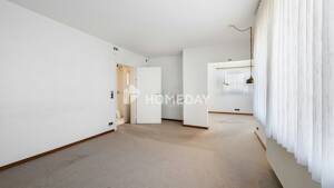Doppelhaushälfte mit Garten, 5 Zimmern und Ausbaupotenzial in Stuttgart Zuffenhausen – 70435 Stuttgart – Vorschaubild 3