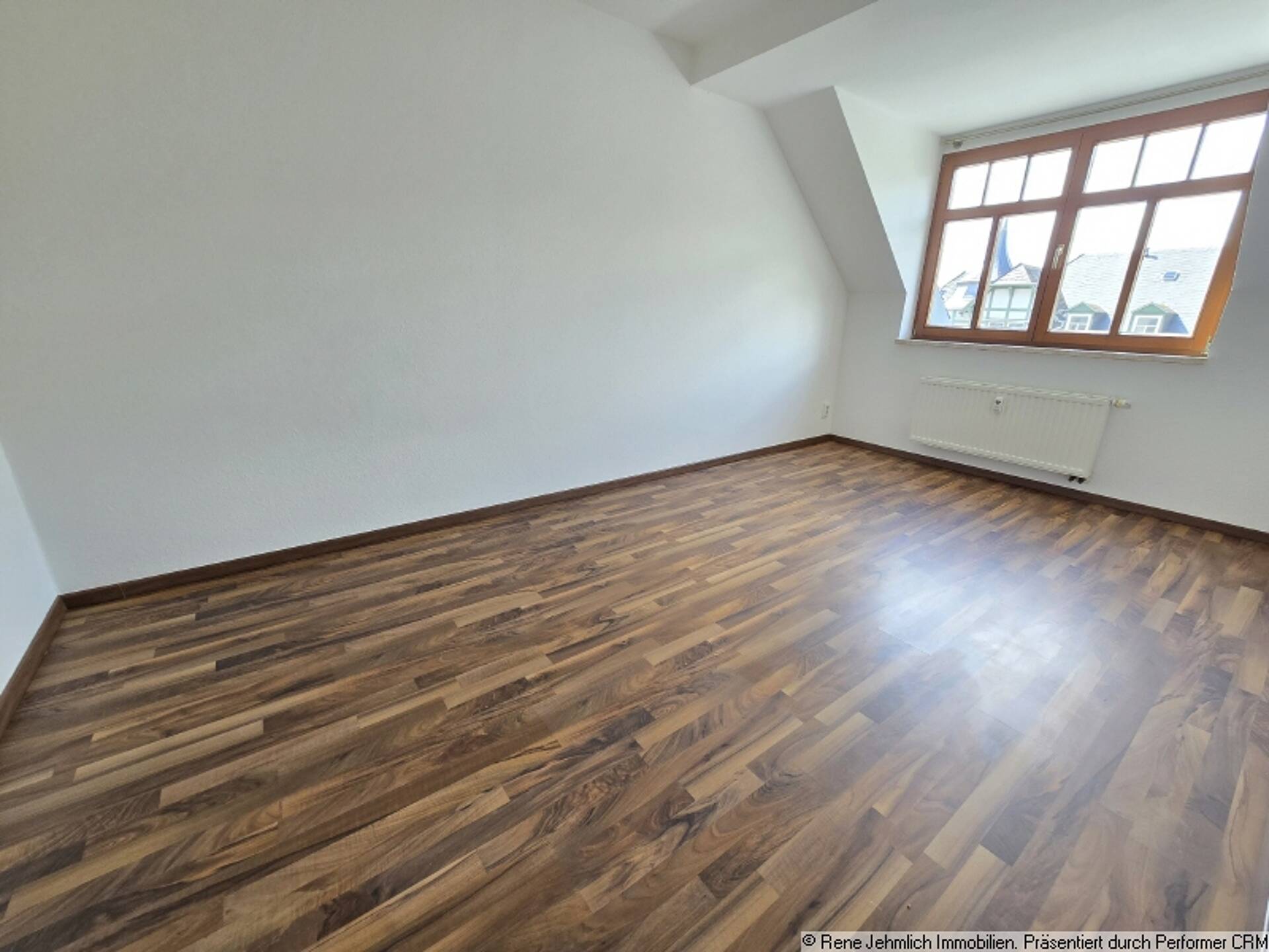Dachgeschosswohnung in 09130 Chemnitz mit 57 m² kaufen