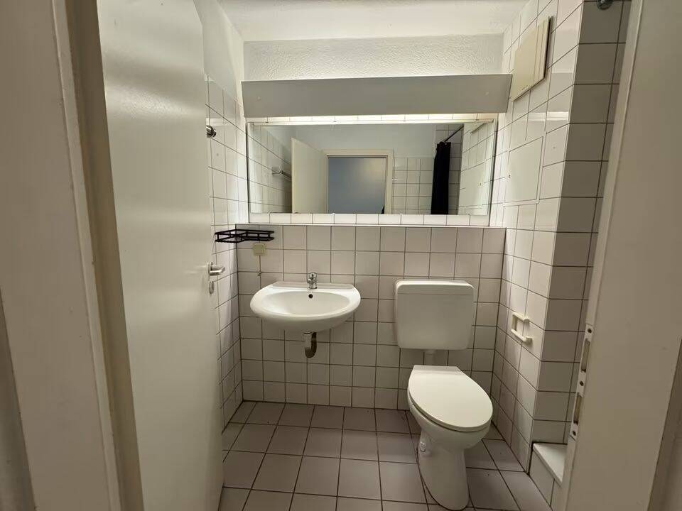 Schöne 1-Zimmer-Wohnung mit Küche in zentraler Lage von Saarbrücken – Saarbrücken – Vorschaubild 6
