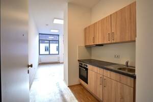 Zentral gelegenes 1-Zimmer-Apartment mit EBK - NUR FÜR STUDENTEN - WE02 – 91054 Erlangen – Vorschaubild 3