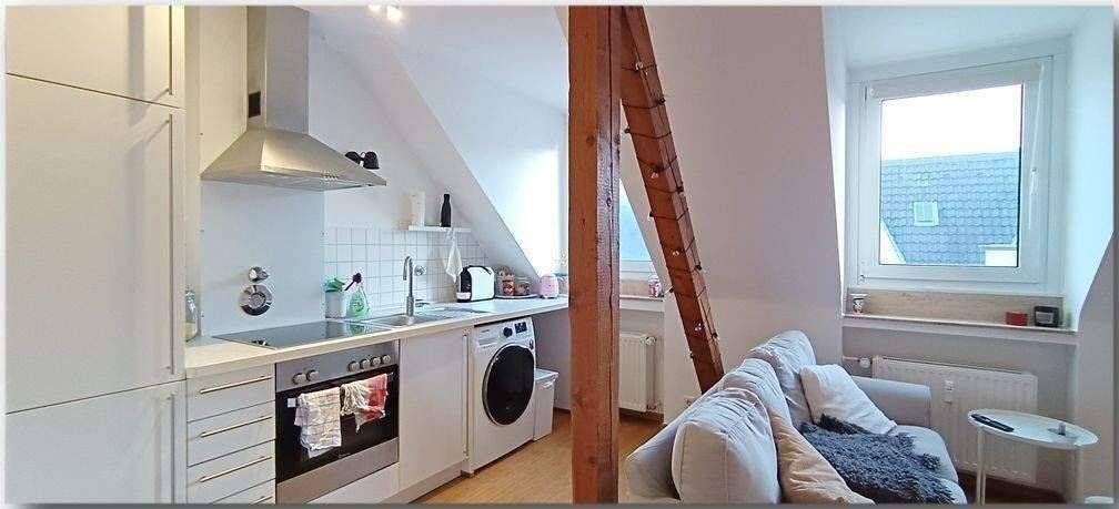 Schöne und lebendige Altstadtlage! Dachgeschoss - Teilmöbliert! Ab sofort verfügbar..... – Düsseldorf – Vorschaubild 6