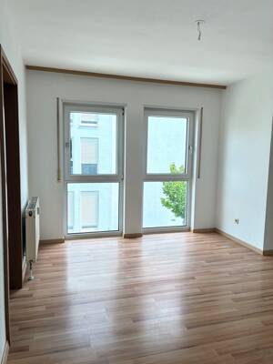 Wohnkomfort in ruhiger Lage mit Balkon, 3 Zimmern und 78,61 m² in Dresden – 1279 Dresden – Vorschaubild 6