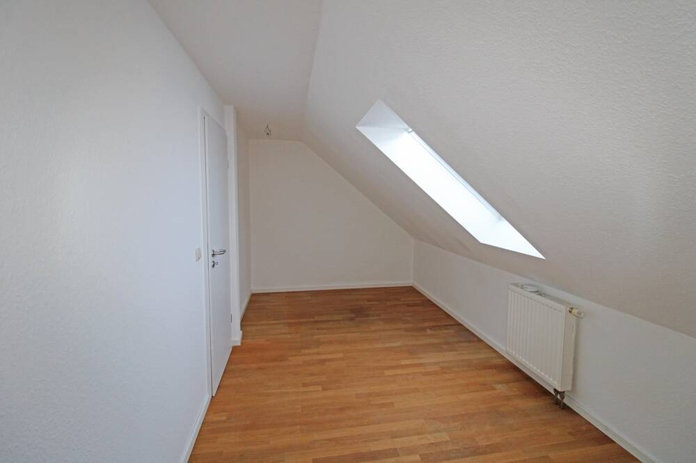 #Doppelhaus #6 Zimmer #2 Stellplätze #Parkett #2 Bäder #Vermietet – Wohlsborn – Vorschaubild 7