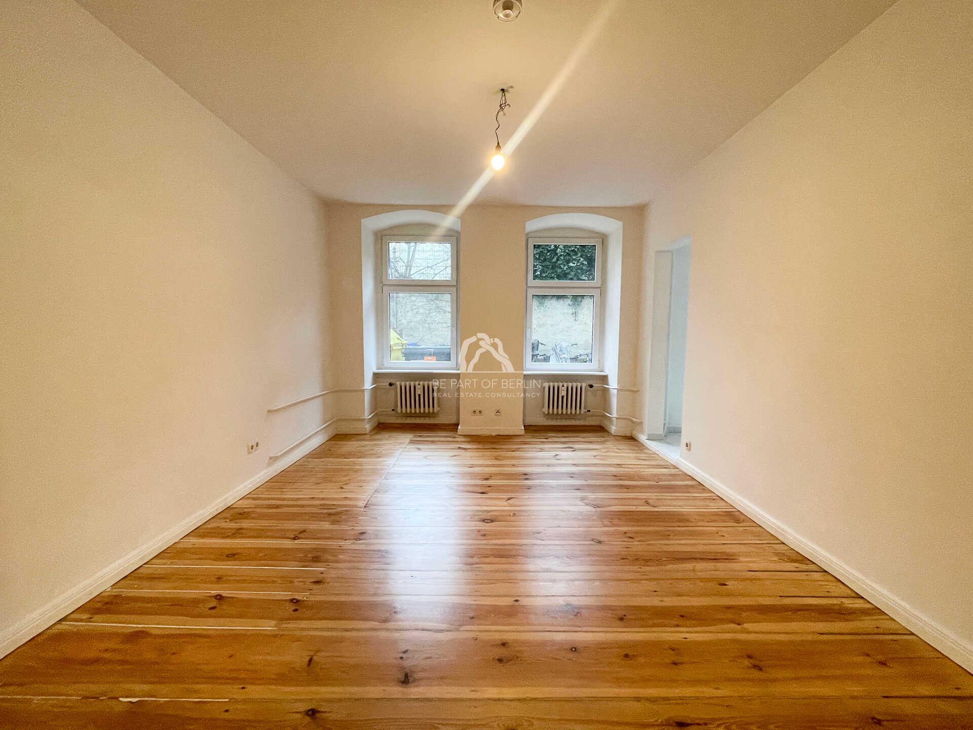 WOHNEN IM BERGMANNKIEZ | 2-ZIMMERWOHNUNG IM ERDGESCHOSS | PROVISIONSFREI – Berlin – Bild 1 von 9