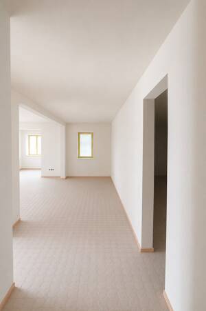 **VISTA Immobilien** Großzügige Eigentumswohnung mit Garten und zwei Terrassen in Darmstadt – 64285 Darmstadt – Vorschaubild 3