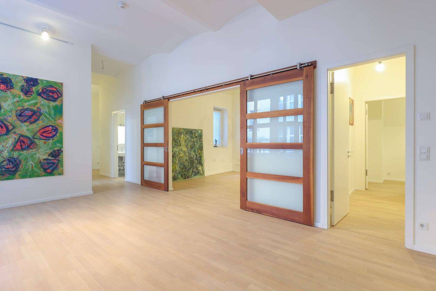 Exklusives Design-Loft mit Wohnen & Arbeiten in historischer Fabrikarchitektur in Berlin-Mitte – Berlin – Vorschaubild 8
