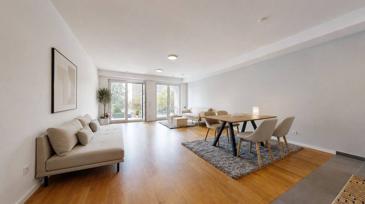 Stylisches Apartment mit großem Balkon und TG-Stellplatz – 60431 Frankfurt am Main – Bild 1 von 9
