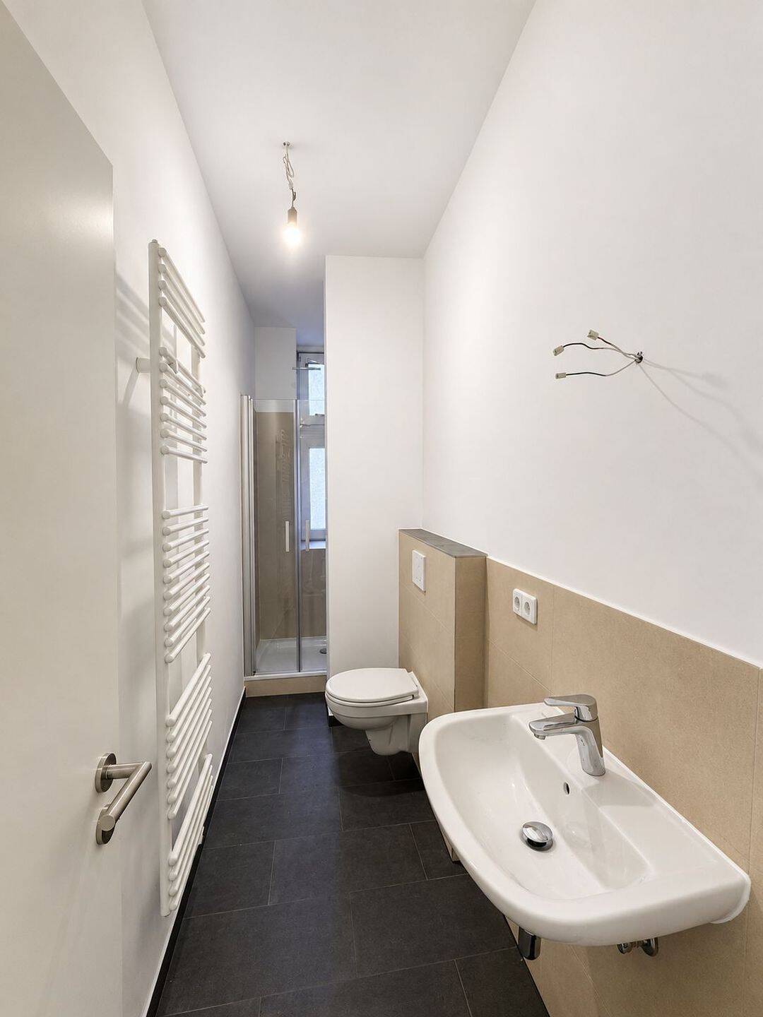 Erstbezug nach Sanierung: 1-Zimmer-Erdgeschosswohnung mit Einbauküche in Berlin-Neukölln – Berlin – Vorschaubild 3