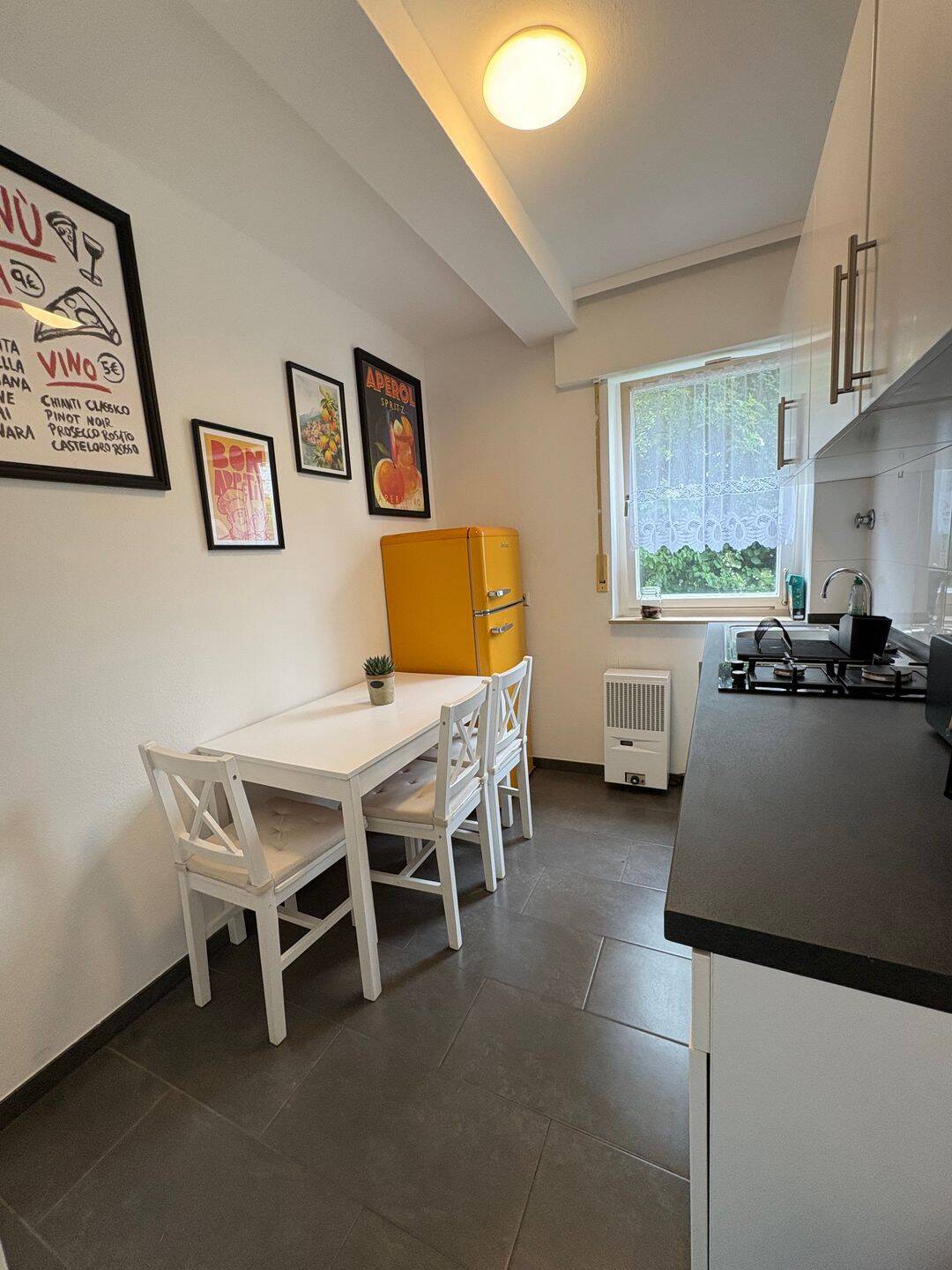Möbliertes Appartement in Stuttgart Süd mit Balkon und Garten – Stuttgart – Vorschaubild 4
