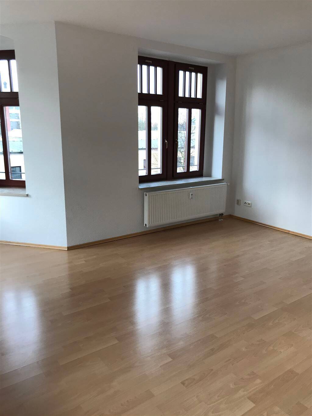 Wohlfühlen braucht ein Zuhause - 2-RW mit Erker – Chemnitz – Vorschaubild 3