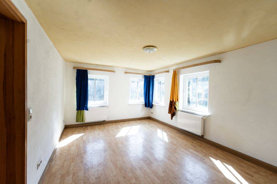 Einfamilienhaus in kleiner Anliegerstraße am Ortsrand von Oybin – Oybin – Vorschaubild 7