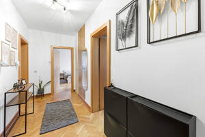 *Reserviert Großzügige 3-Zimmer Wohnung in der Nähe des Stadtzentrums zu verkaufen! – 74074 Heilbronn – Vorschaubild 2