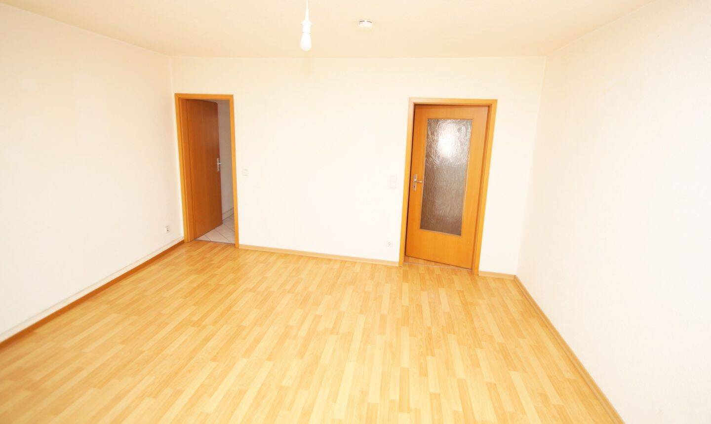 gemütliche 1-Zi.-Wohnung mit Wintergarten im Herzen von Erfurt! – Erfurt – Vorschaubild 3