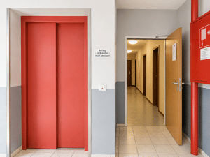 Modernes 1-Zimmer-Apartment mit Aufzug und Einbauküche in zentraler Lage – 34117 Kassel – Vorschaubild 3
