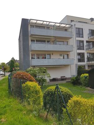 4 Raumwohnung mit mittlerer bis gehobener Ausstattung ruhige Lage Düsseldorf Holthausen – 40589 Düsseldorf – Vorschaubild 2