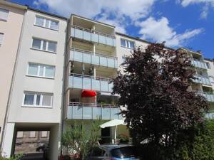 2-Zi. ETW mit Balkon in Nürnberg - Steinbühl / Wohnung kaufen – 90443 Nürnberg – Vorschaubild 1