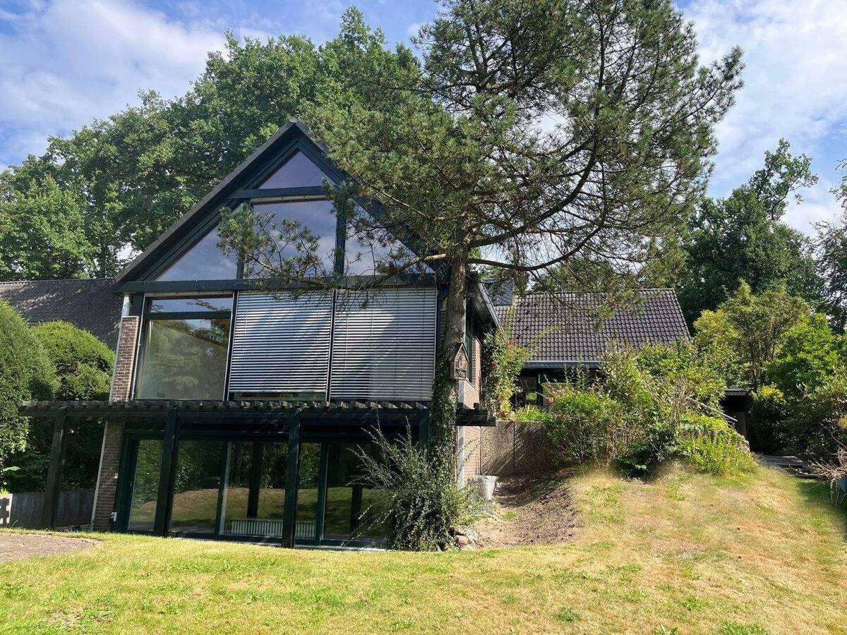 Einfamilienhaus in idyllischer und exklusiver Lage an der Bille in Wentorf bei Hamburg mit unverbaubarem Blick ins Billetal – 21465 Wentorf bei Hamburg – Bild 1 von 9