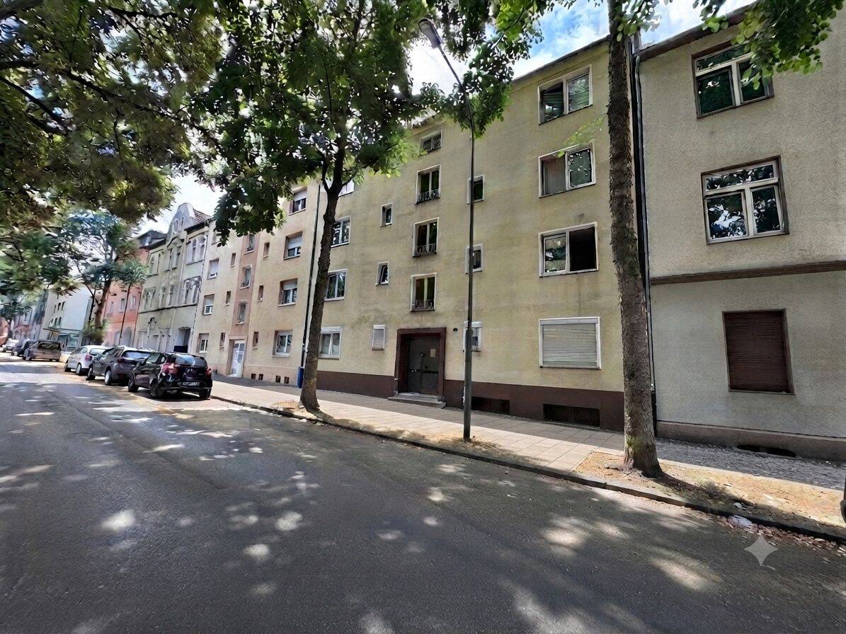 Solide Kapitalanlage: Gepflegtes 7-Familienhaus mit Entwicklungspotenzial – Herne – Vorschaubild 2