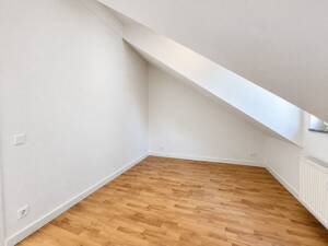 Ein Zuhause zum Ankommen - charmante 2-Zimmer-Dachgeschosswohnung mit Balkon! Bezugsfrei & renoviert – 13089 Berlin – Vorschaubild 8