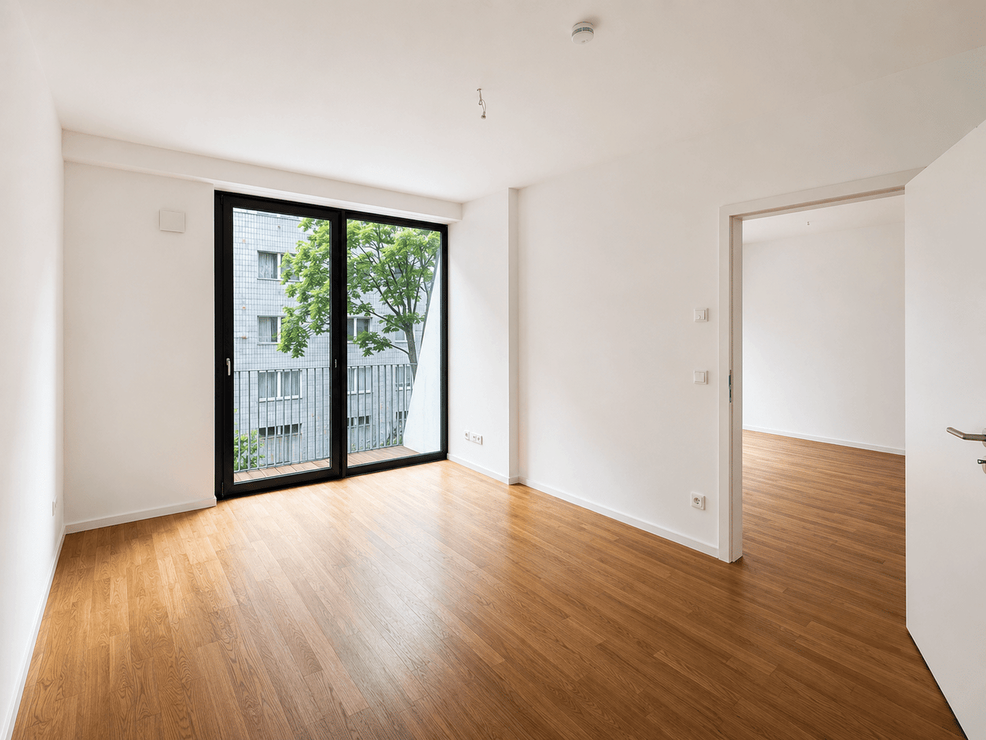 Moderne Neubauwohnung (2019) | Balkon . Aufzug . Einbauküche . Bezugsfrei