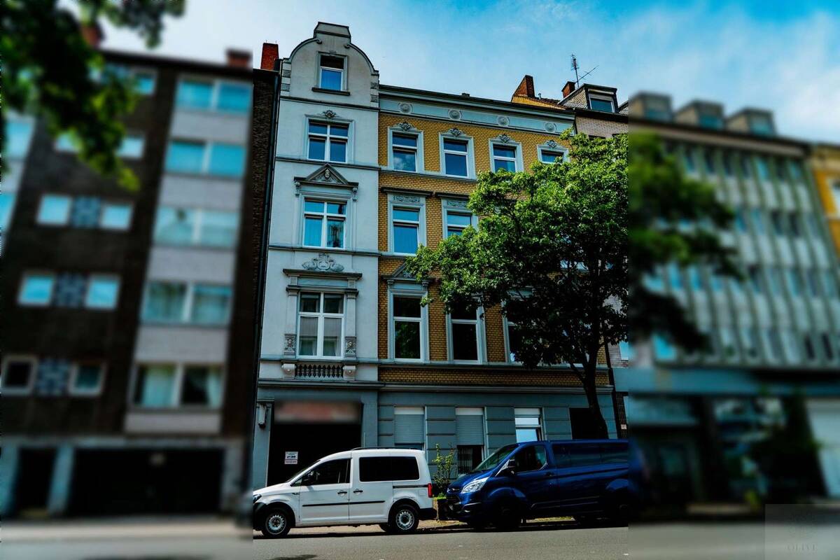 Kernsanierte 5-Zimmer-DG-Wohnung in Düsseldorf-Oberbilk – 40227 Düsseldorf – Bild 1 von 9