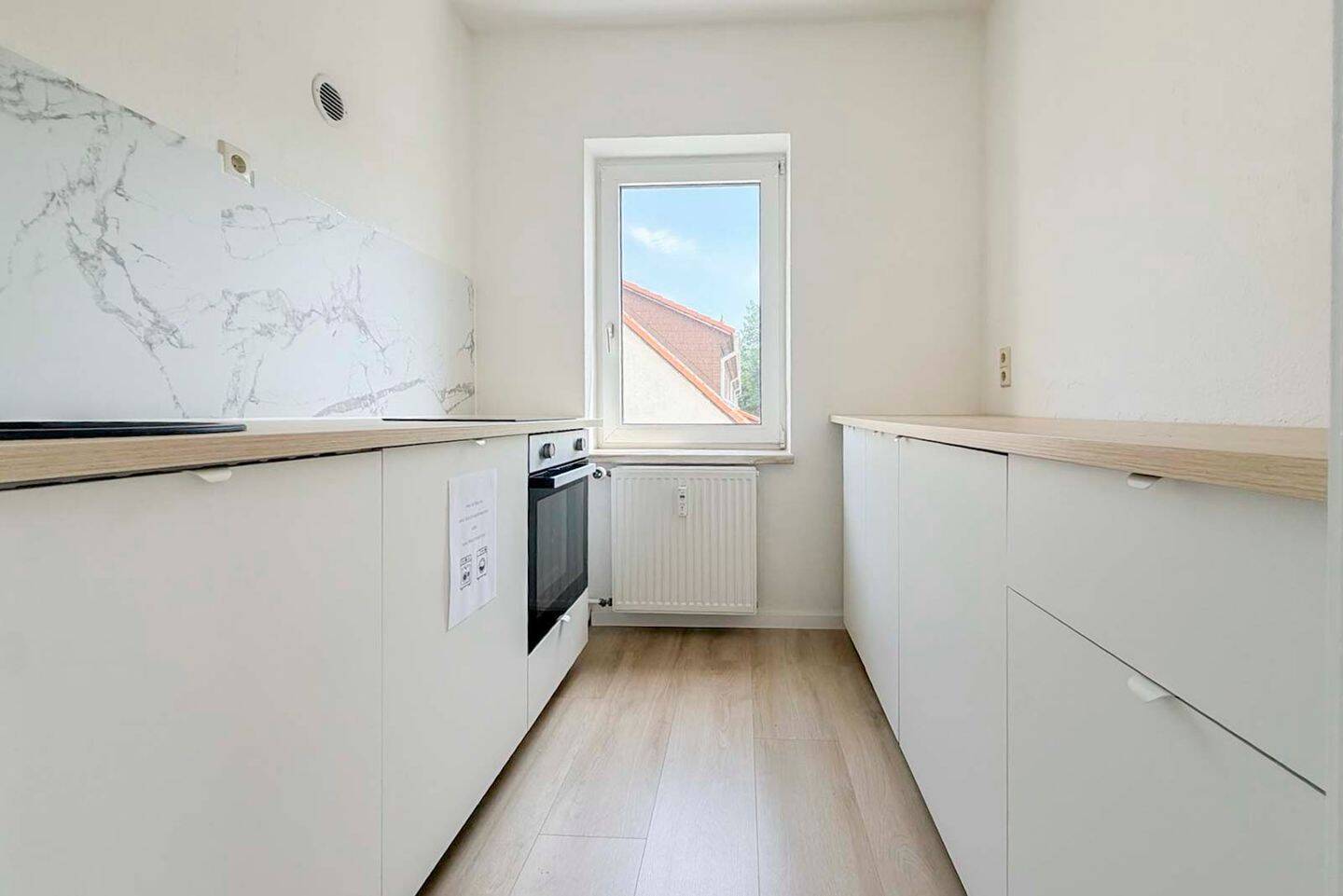 *Modernisiert & bezugsfrei* Wohnung mit EBK & SP