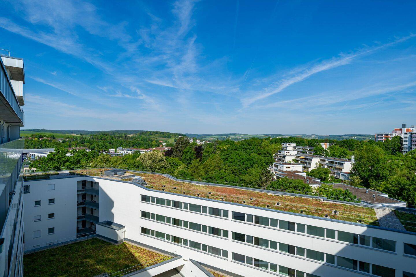 Helle 1-Zimmer-Wohnung mit hochwertiger Ausstattung und Balkon