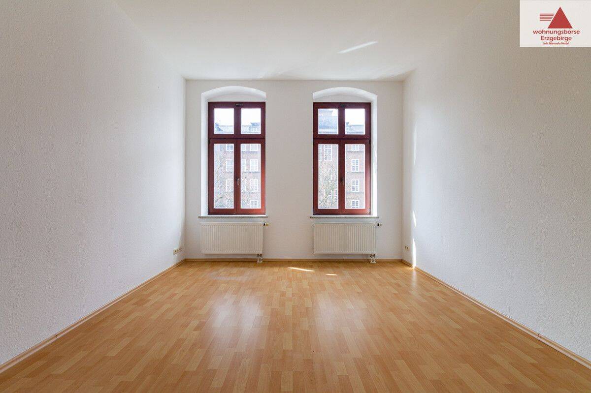 Attraktive 2-Raum-Wohnung mit großzügiger Küche und viel Tageslicht – Chemnitz – Vorschaubild 3